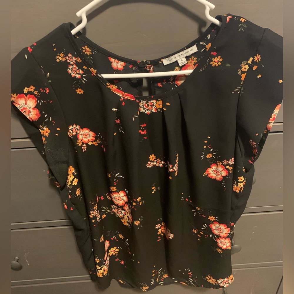 Short sleeve blouse